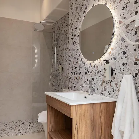 Apartahotel Deca Urban Living Larissa
