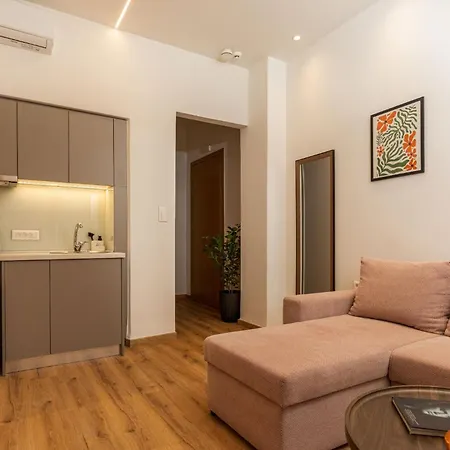 Deca Urban Living 3* Larissa