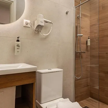 Deca Urban Living Apartahotel Larissa