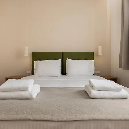 Apartahotel Deca Urban Living 3*