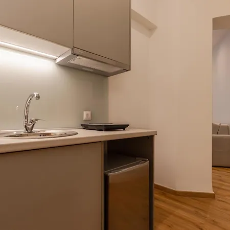 Apartahotel Deca Urban Living 3*